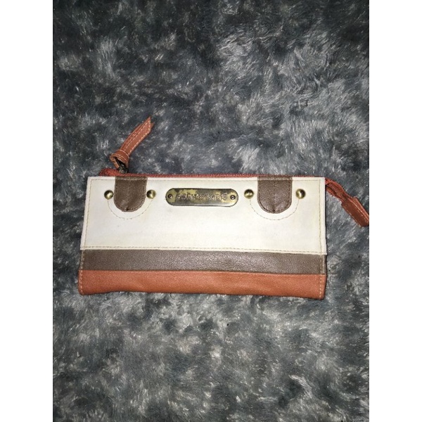 Preloved dompet sophie paris