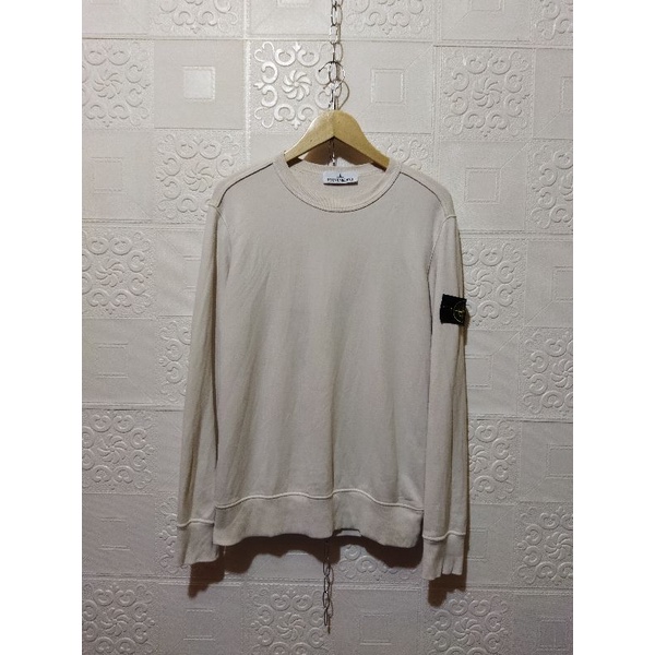 crewneck Stone Island bekas