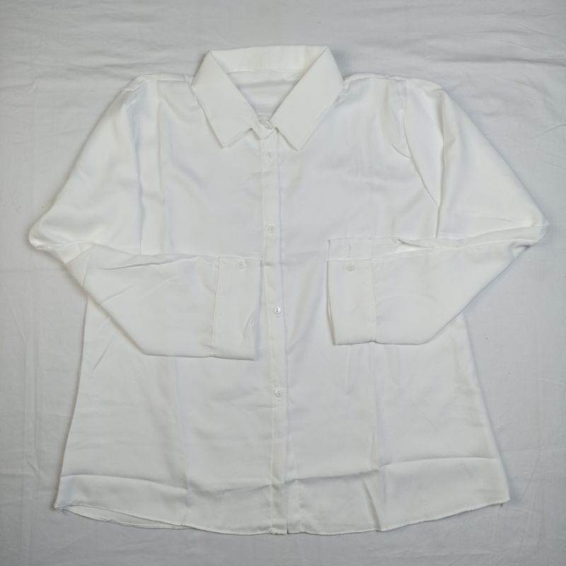 Atasan Blouse Kemeja Wanita Polos Basic Casual Varian Warna Lengan Panjang Bahan Moscrepe-Putih