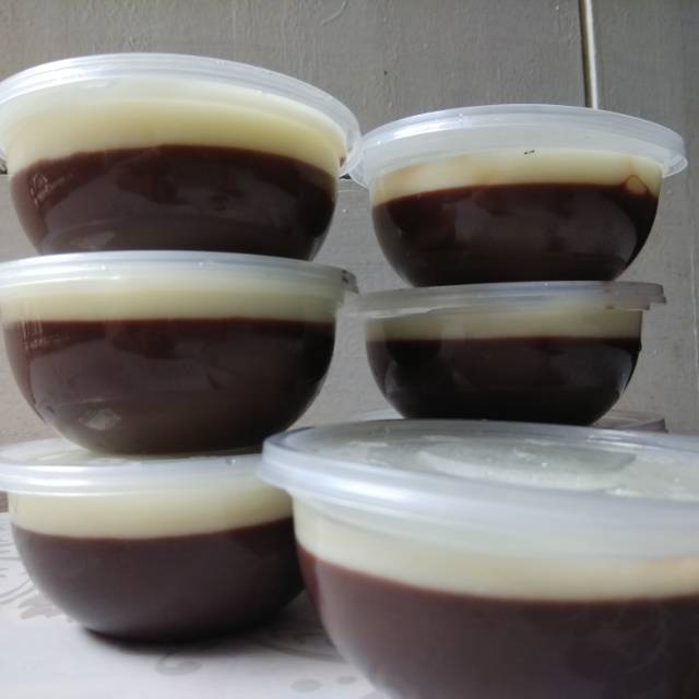 Puding coklat vla vanila 200 ml isi 10 cup