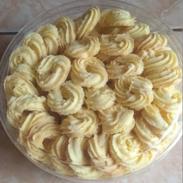 

RING KEJU (KUE LEBARAN)