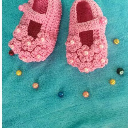 sepatu bayi 0 sampai 1 thn rajut anak  bayi bunga bunga