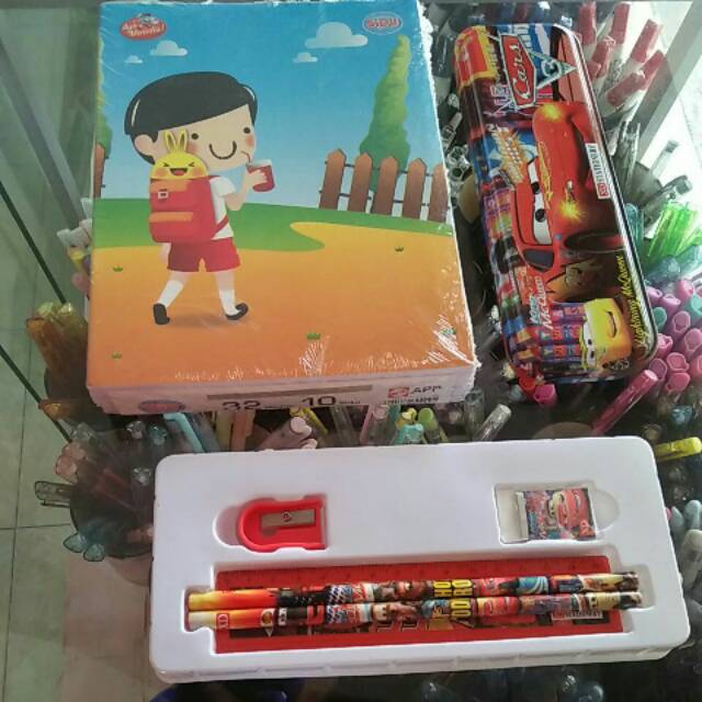 

Satu set alat sekolah level 1