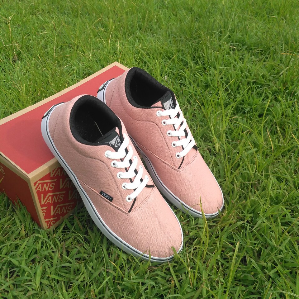 SEPATU CASUAL WANITA VANS ERA AUTHENTIC PEACH CASUAL SNEAKERS