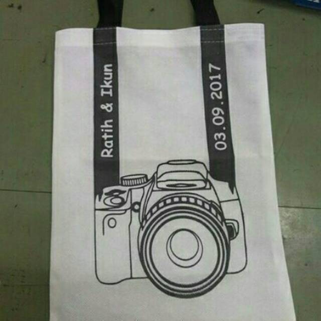 

Tas souvenir gambar kamera uk 20x30