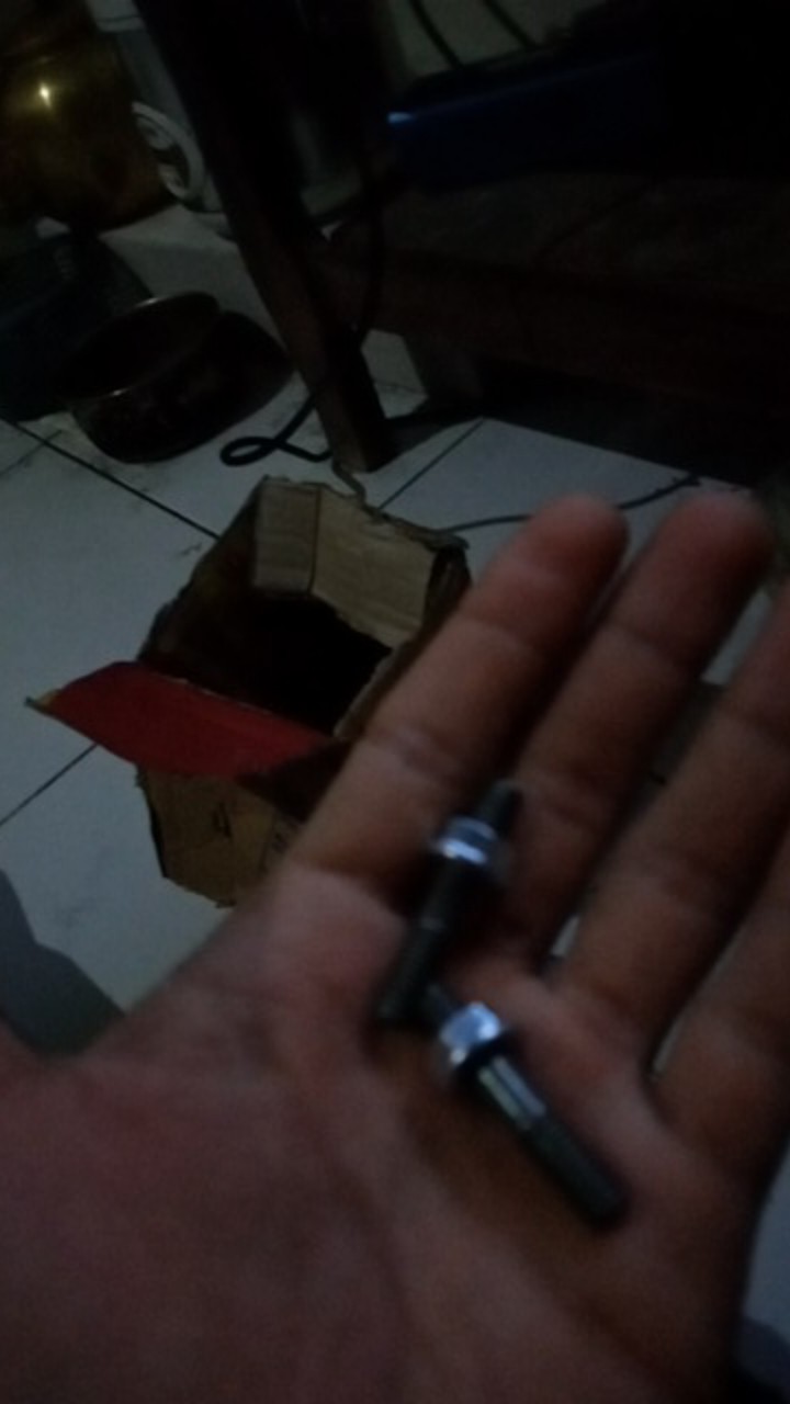 Baut Tanam Knalpot 10 Manifol M6 X 6