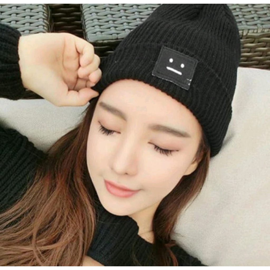 Topi Kupluk / Topi Beanies Hats Ala Korea Logo Face Patch Unisex