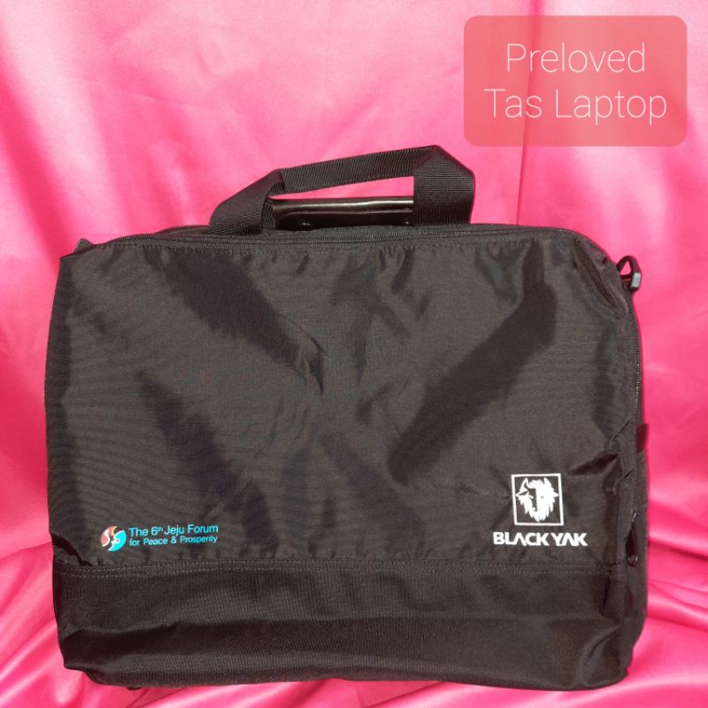 Tas Laptop Black Yak