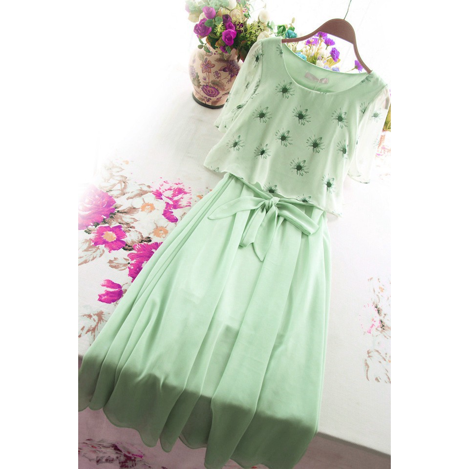 Versi Korea dari Floral Chiffon Slim Long Art School Wind Student Dress