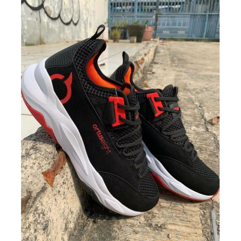 Sepatu Running ORTUSEIGHT COLOSUS - BLACK/ORTRED/WHITE