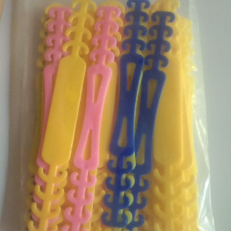 kait masker plastik lentur