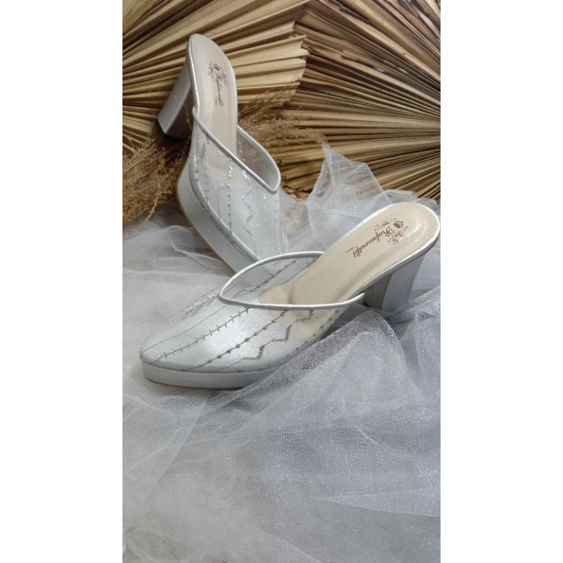 sepatu wanita adella silver 9cm hak bahan