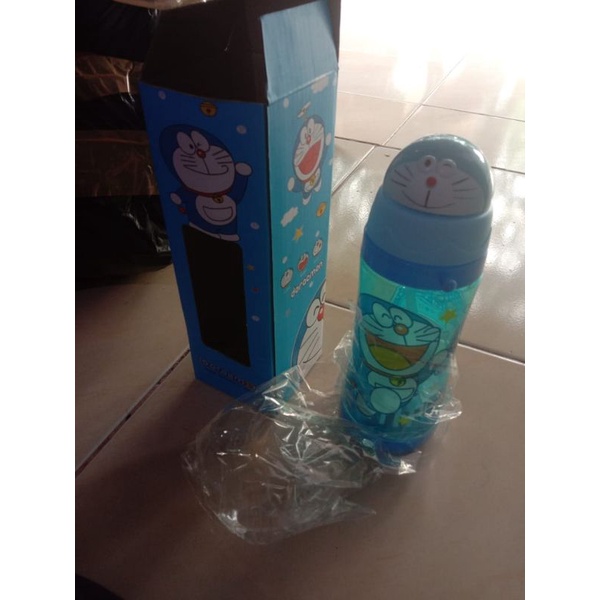 Botol kepala karakter Hello Kitty Keropi Micky Mouse Doraemon BPA