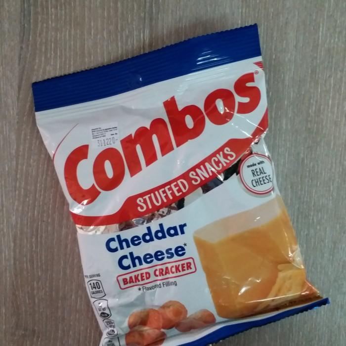 

Combos Cheddar Cheese Crackers Biskuit Keju Krakers