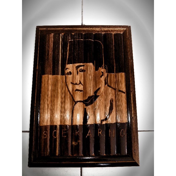 ukiran bambu hitam/wulung