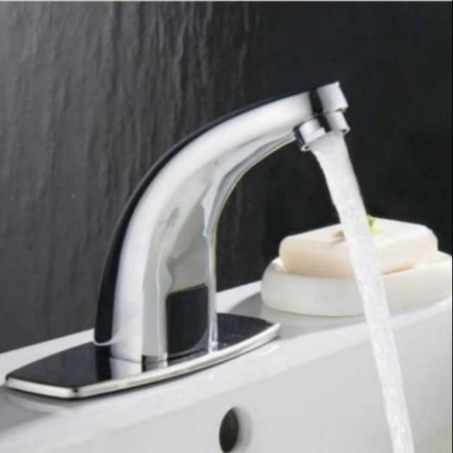Kran wastafel otomatis sensor model Toto