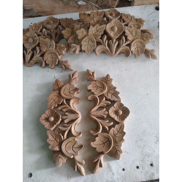 ornamen ukiran Jepara kayu jati