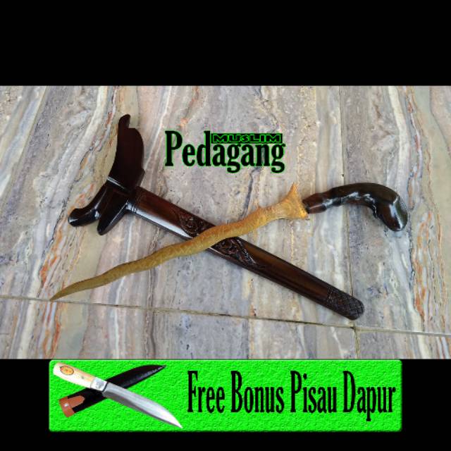 Keris Kuningan Kaligrafi Pusaka Tradisional