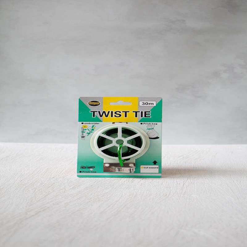 

Twist Tie 30 M Hijau Metalik Pembelian minimal 5 Pack