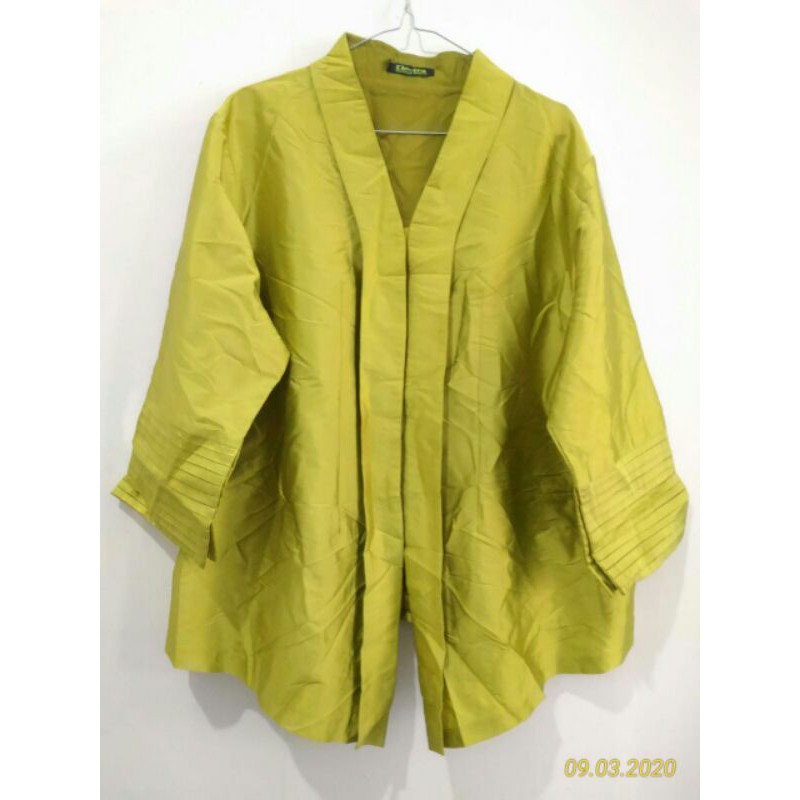 kebaya kutubaru,kebaya jumbo,kebaya preloved,kebaya santung,kebaya polos