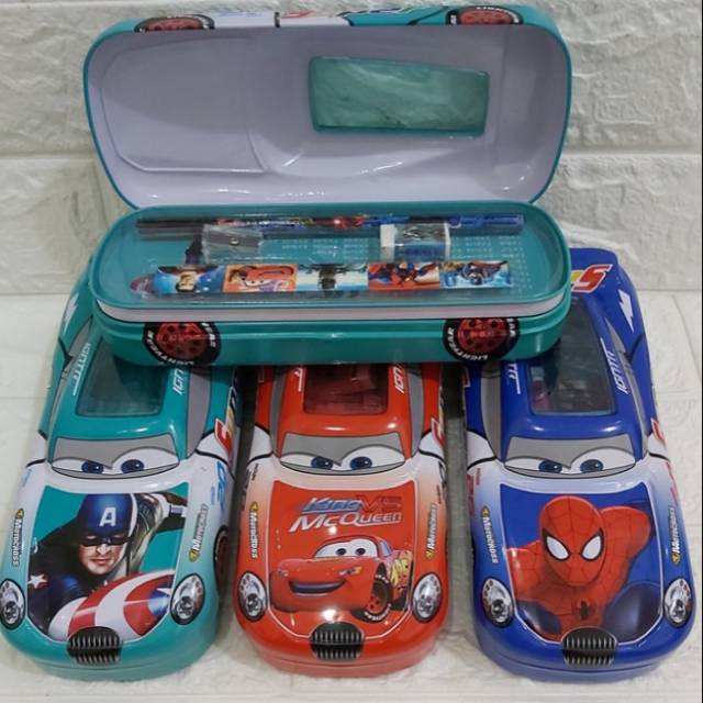 

Kaleng pensil bentuk mobil + isi