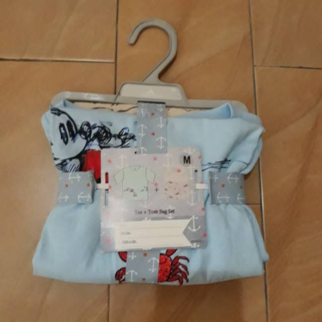 Gift pack Hongkong Disneyland