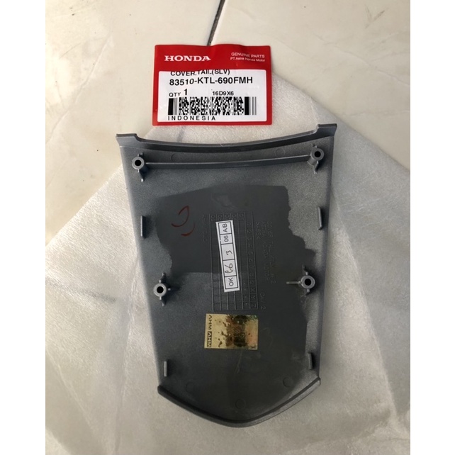Cover Tail Silver Revo 83510KTL690FMH
