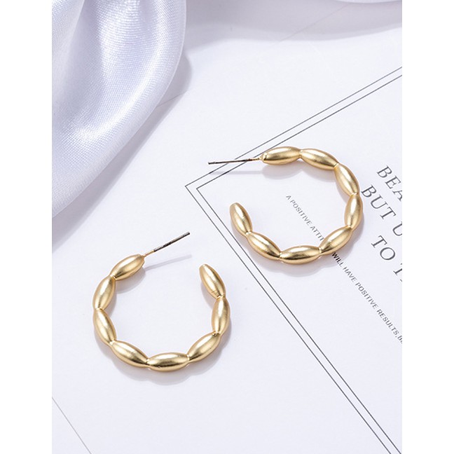 LRC Anting Tusuk Fashion Gold Color C Shape Design Pure Color Earrings F21984