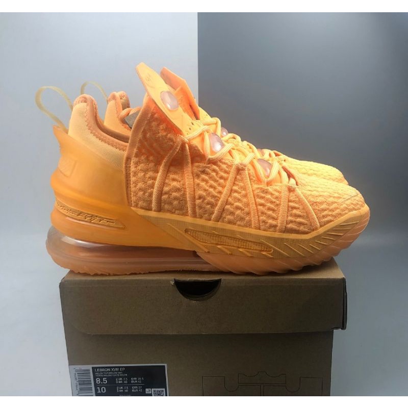 lebron 18 peach