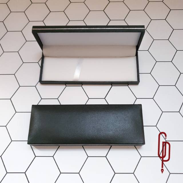 

Kotak Box Pulpen Ekslusif Kain