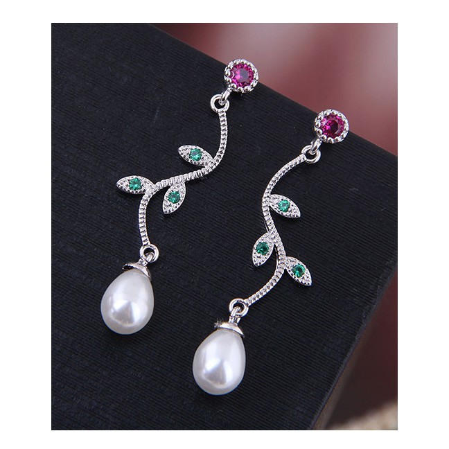LRC Anting Tusuk Fashion Silver Zirconium Leaf Pearl Stud Earrings A59487