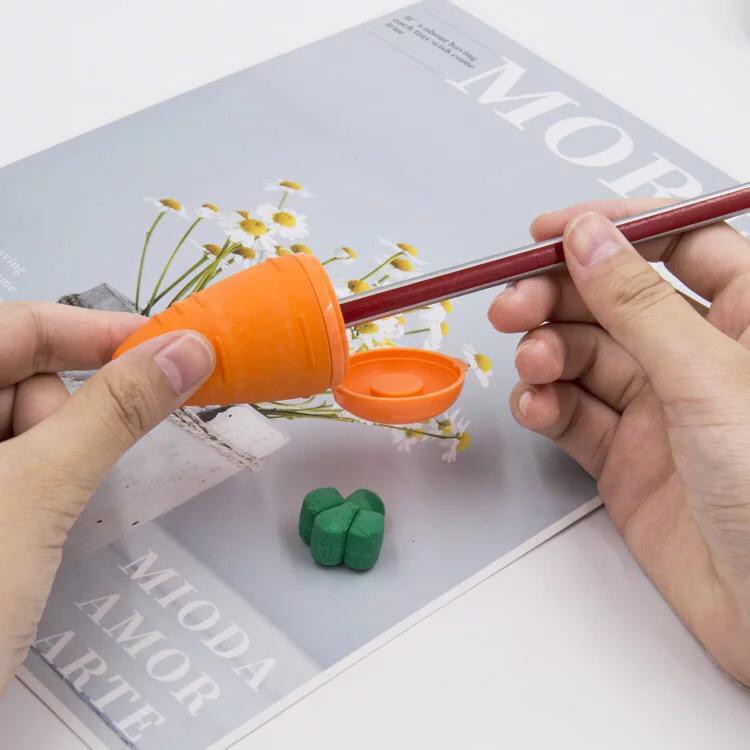 

Sharpener Eraser 2 in 1 Carrot / Serutan dan penghapus Bentuk Wortel / 2 in 1