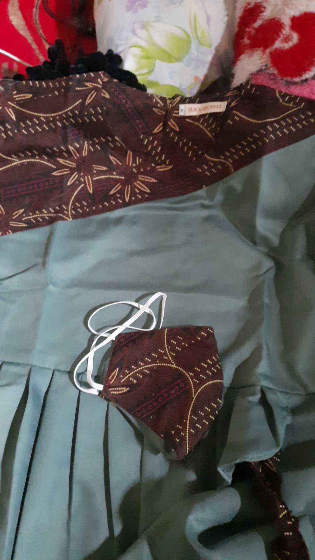Atasan Batik Wanita Belinda Blossom 4108