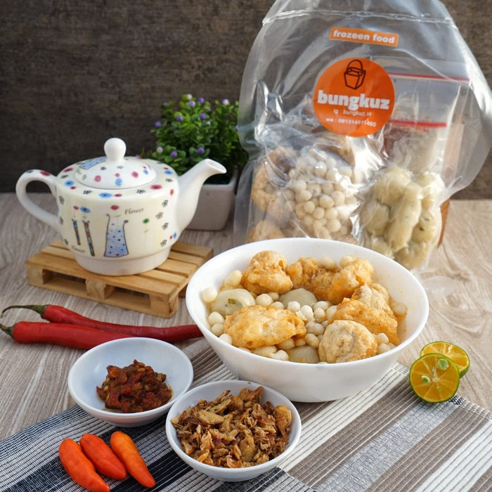 

Bungkuz Paket Baso Aci Kuah Tom Yum
