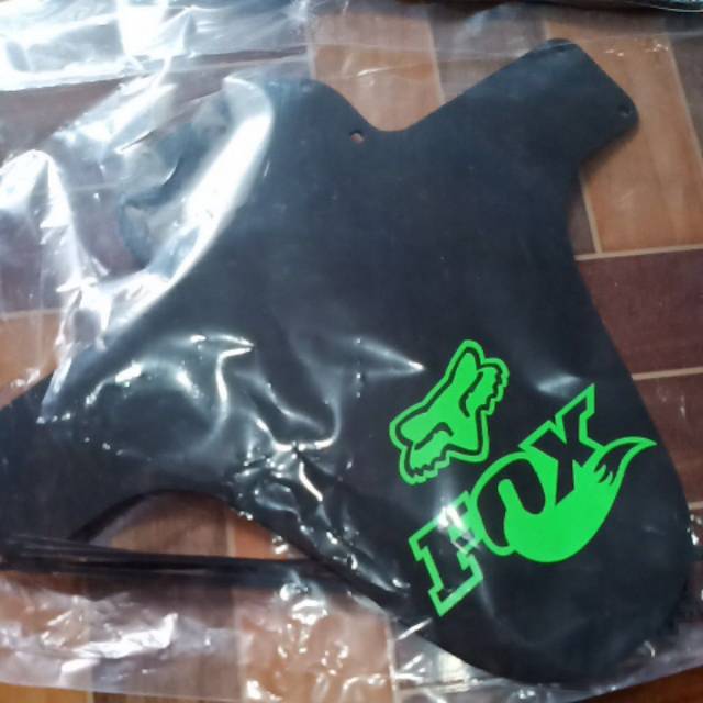 Spakbor sepeda mtb depan