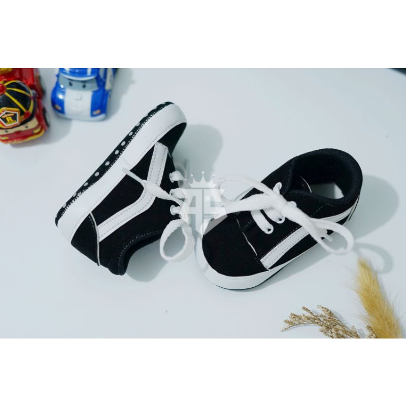 Sepatu Prewalker Bayi 0-12 Bulan/ Sepatu Baby Hits/Sepatu Baby Kekinian/Prewalker baby terlaris