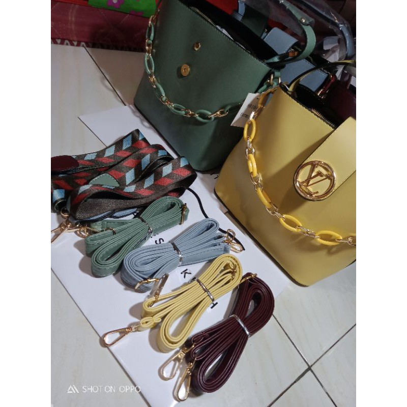 TAS LV SELEMPANG/RANTAI 2 TALI 8810-9#
