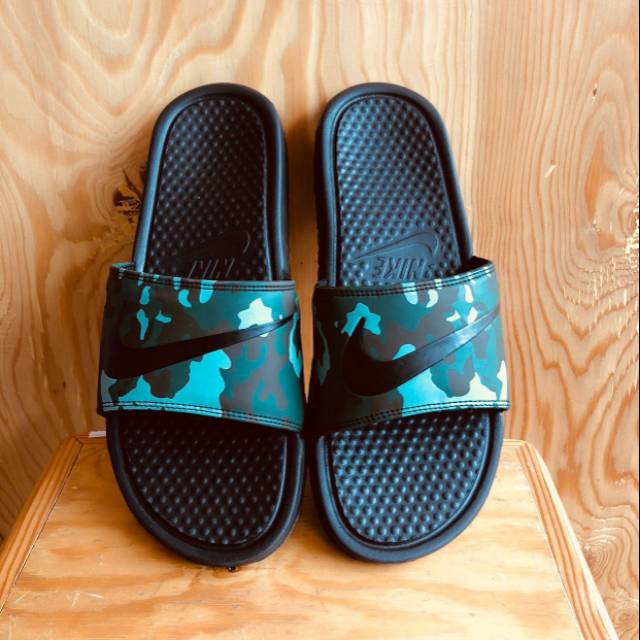 Nike Benassi Camo Green