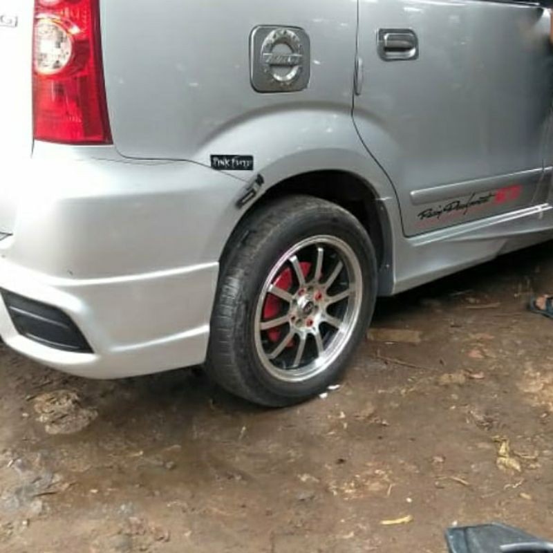 bodykit belakang Avanza dan Xenia Old model yaris