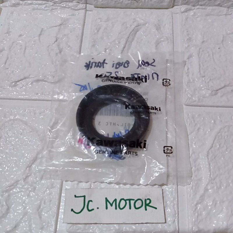 Seal gear depan ninja 250R karbu