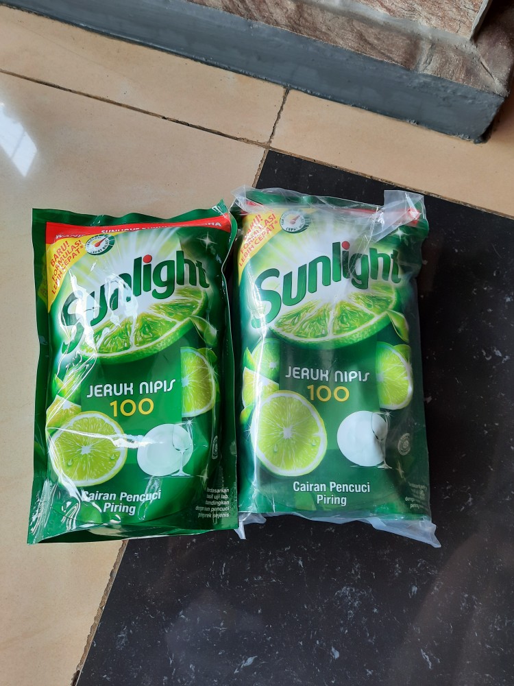 Aganol Antibacterial Floor Cleaner Morning Fresh With Lemongrass 630 Ml