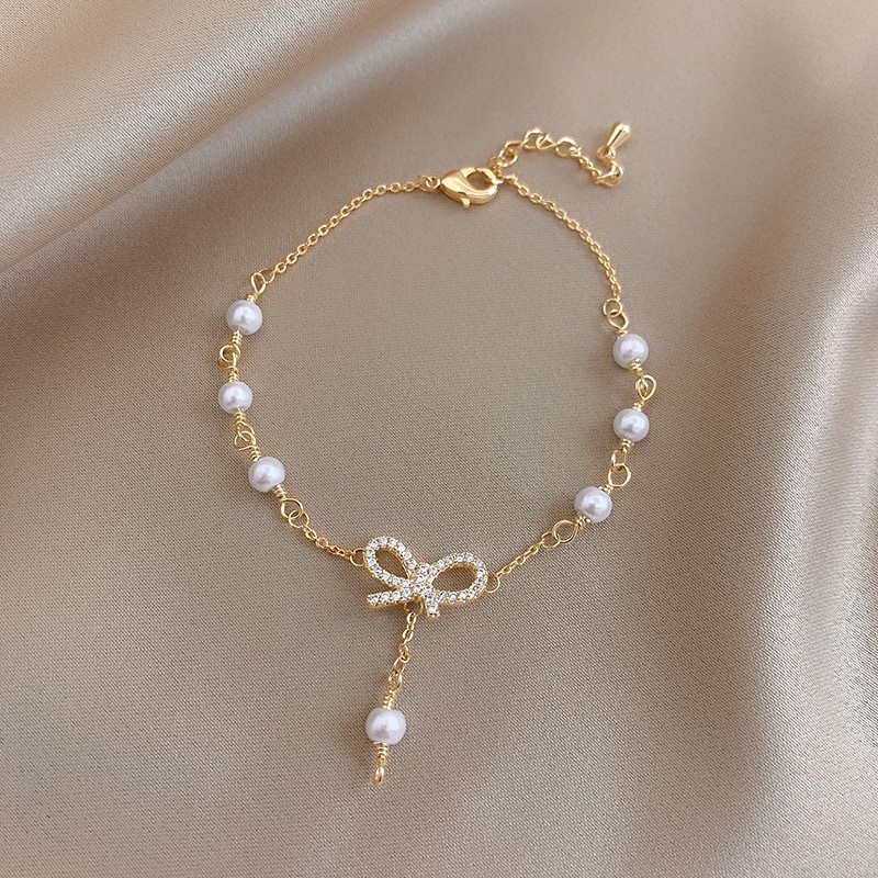 Gelang Rantai Mutiara Berlian Imitasi Bahan Alloy Warna Emas Untuk Wanita