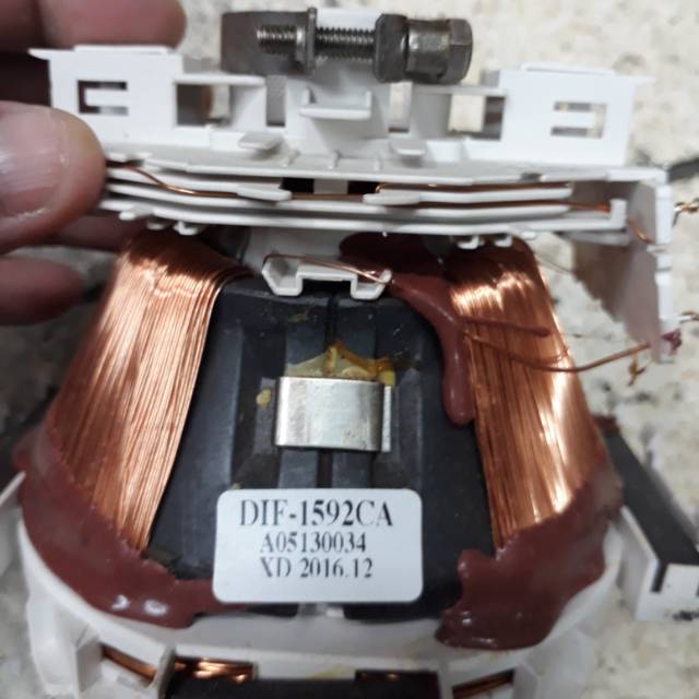 Defleksi Yoke DIF1592CA