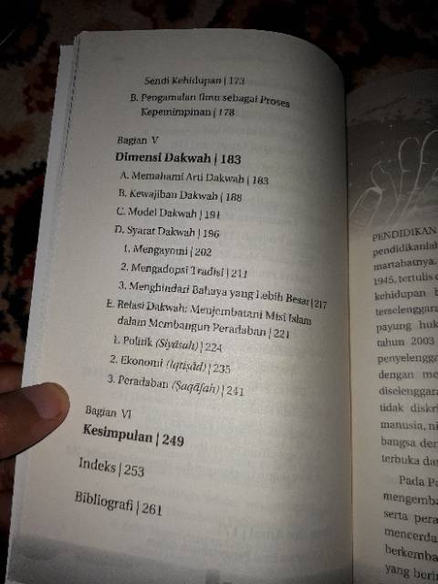 Menyegarkan Peradaban upaya mengembalikan orientasi pendidikan nusantara