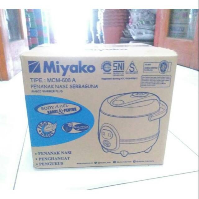 Miyako MCM-606A Rice Cooker / Magic Com (0,6 L) Liter 3in1 300 Watt