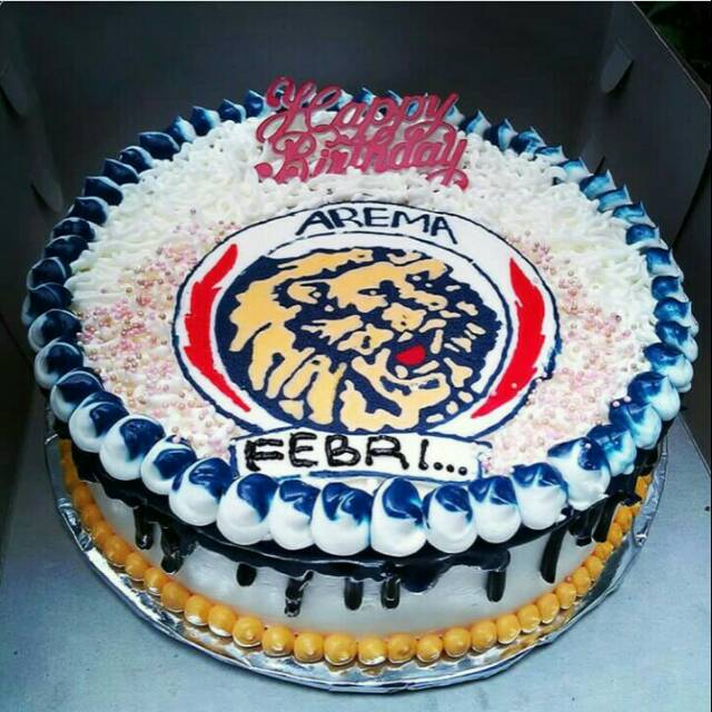 

Kue ulang tahun karakter