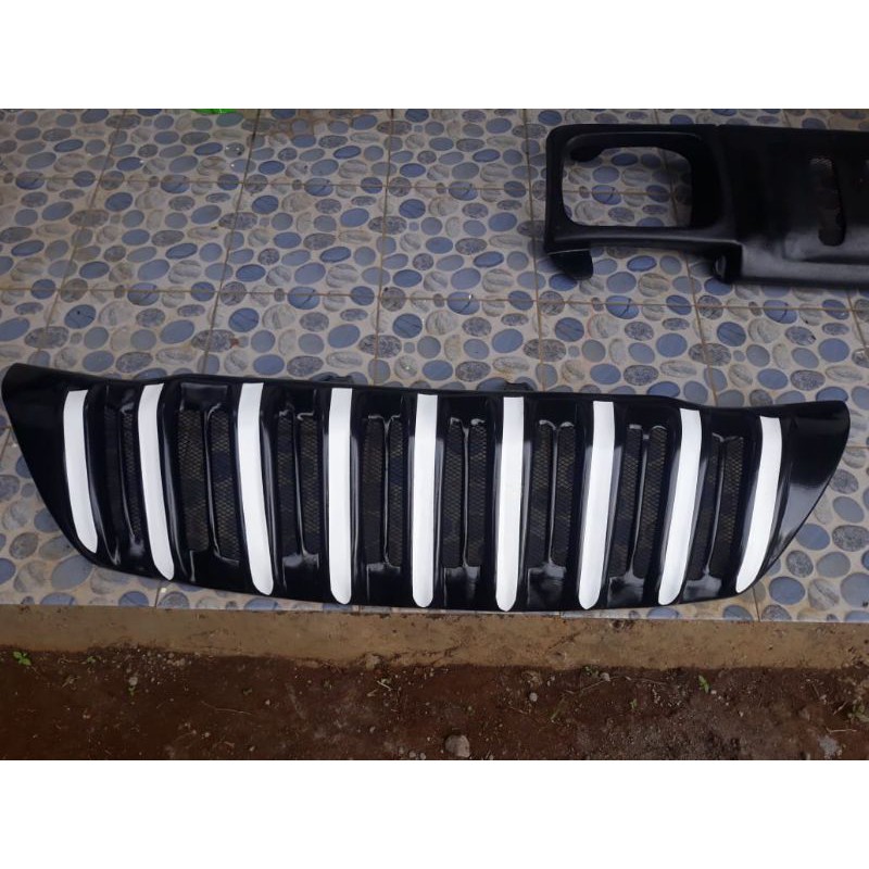 Grill fortuner model apolo 2011-2015