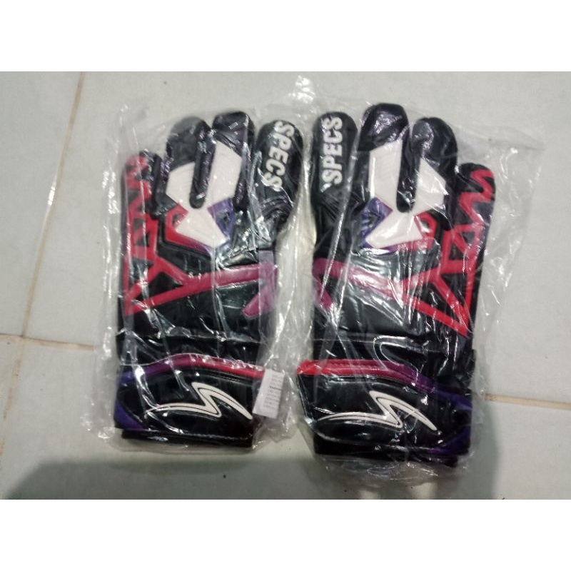 sarung tangan kiper specs
