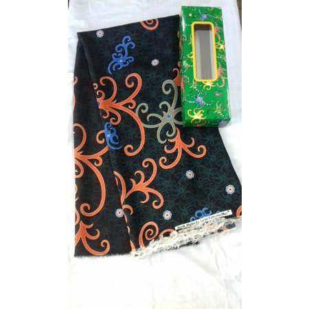 kain batik motif kalimantan