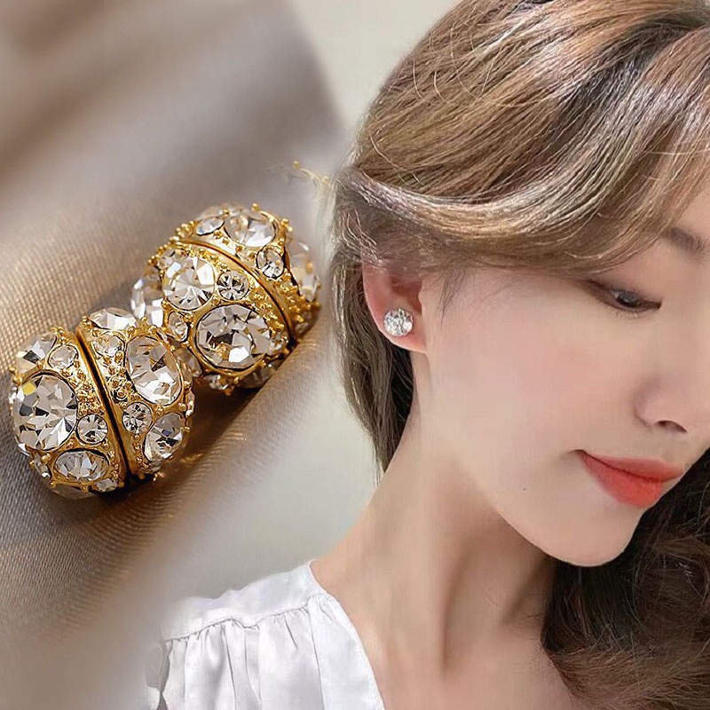 Anting Klip Magnet Tanpa Tindik Hias Zirkon Untuk Wanita